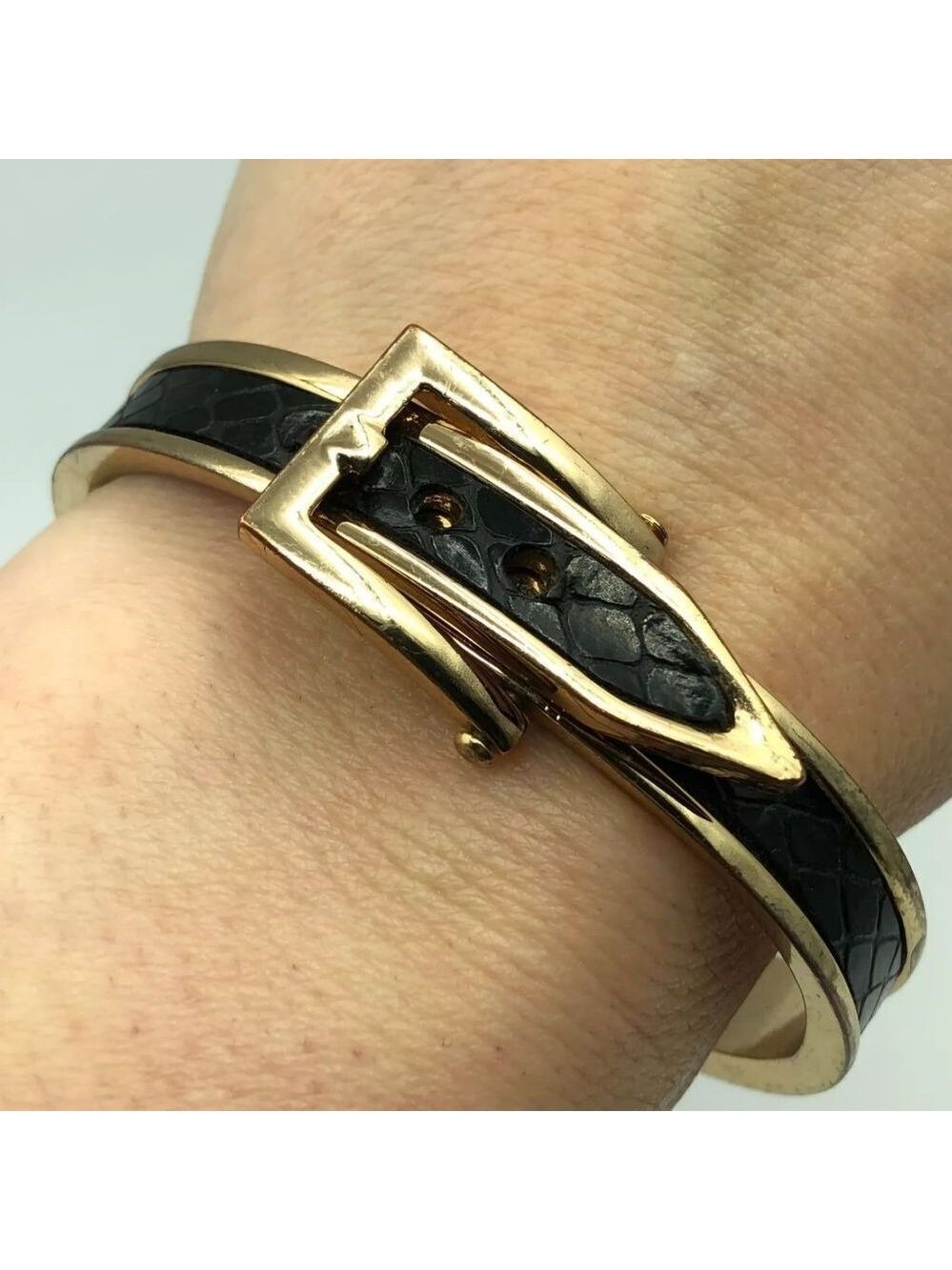 Vintage Black Belt Cuff Buckle Bracelet 2 1/2" - Picture 1 of 6